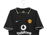 Jersey Manchester United  Retro 03/04 - Black - Image 2