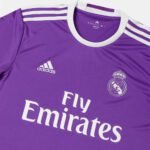 Jersey Real Madrid Retro II 16/17 - Pink - Image 3