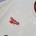 Jersey Liverpool Retro 1996/1997 White - Reebok - Image 5