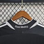 2006/2007 Retro Real Madrid Away Jersey Long Sleeve - Image 7
