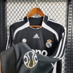 2006/2007 Retro Real Madrid Away Jersey Long Sleeve - Image 3