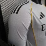 Real Madrid 2025/2026 Home Kit Long Sleeve - Image 3