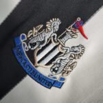 1997-1999 Retro Newcastle United Home Long Sleeve - Image 5
