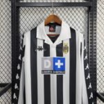 1999-2000 Retro Juventus Home Jersey  Long Sleeve - Image 3