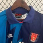 Arsenal Retro 1995-1996 Away Long Sleeve - Image 4