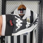 1999-2000 Retro Juventus Home Jersey  Long Sleeve - Image 6