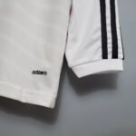 Retro 2014/2015 Real Madrid Home Long Sleeve - Image 9