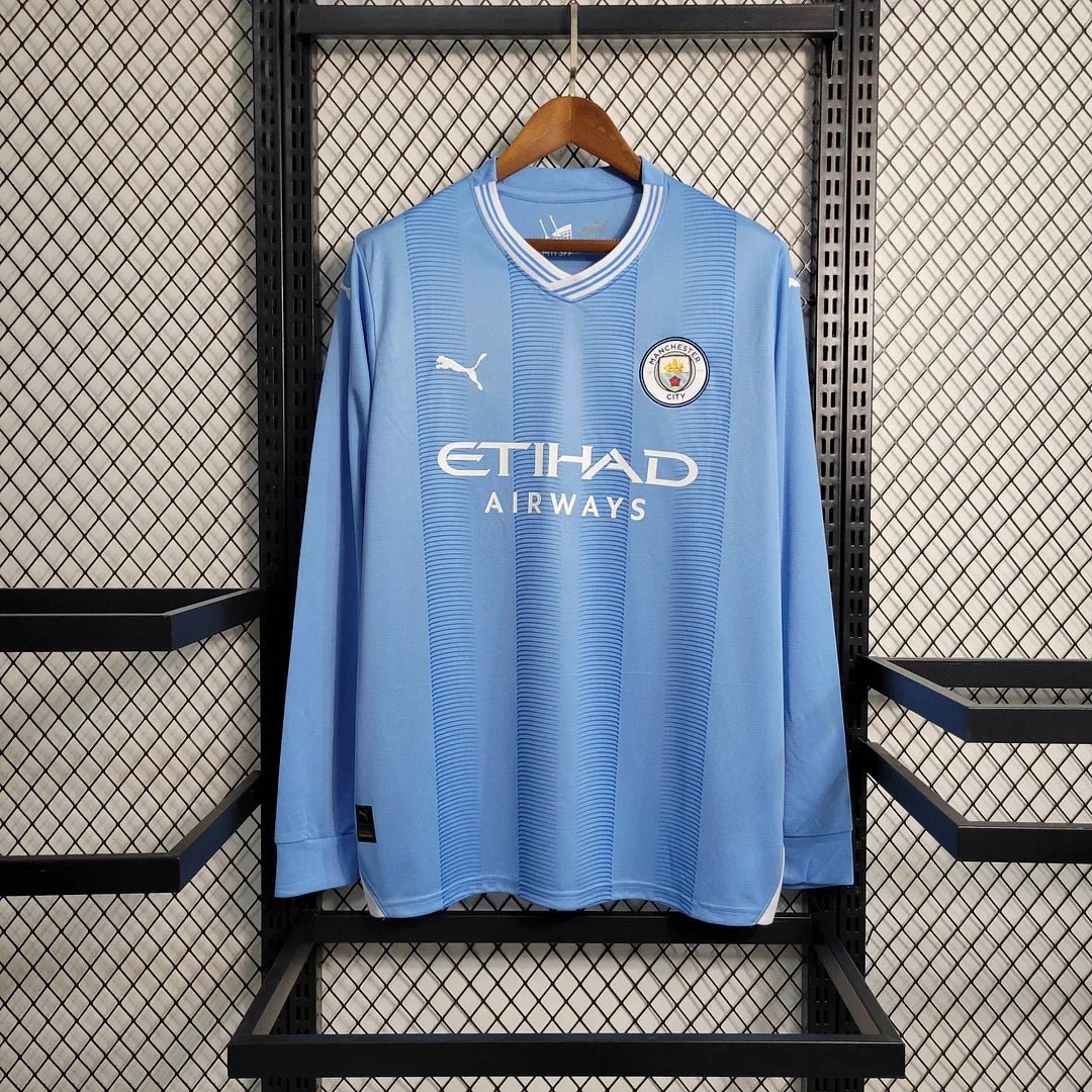 4fb285cdbe8660267c33908bf4abe91d.jpg 2023/2024 Manchester City Long Sleeve Home Kit - Image 1