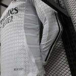 Real Madrid 2024/2025 Home Kit Long Sleeve - Image 8