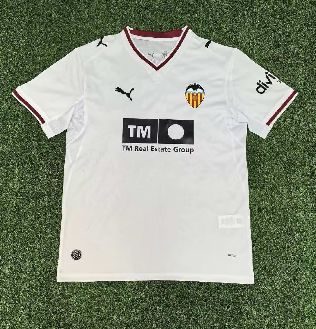 0d59f10692c4485dcce36d05a2a39bd3.jpg 2026/2027 Valencia Home Football Shirt 1:1 Thai Quality - Image 1