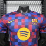 2026/2027赛季巴塞罗那球员版赛前热身服红蓝格子足球衫 1:1 泰国品质 - Image 3