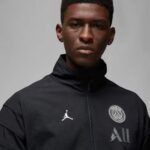 Nike Paris Saint-Germain Anthem - Image 3