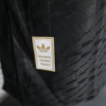 2025/2026 Player Version Real Madrid Goalkeeper Black Football Shirt 1:1 Thai Quality - Image 9