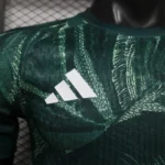 2026/2027 Player Version Real Madrid Pre-Match Wear Green Football Shirt 1:1 Thai Quality - Image 3
