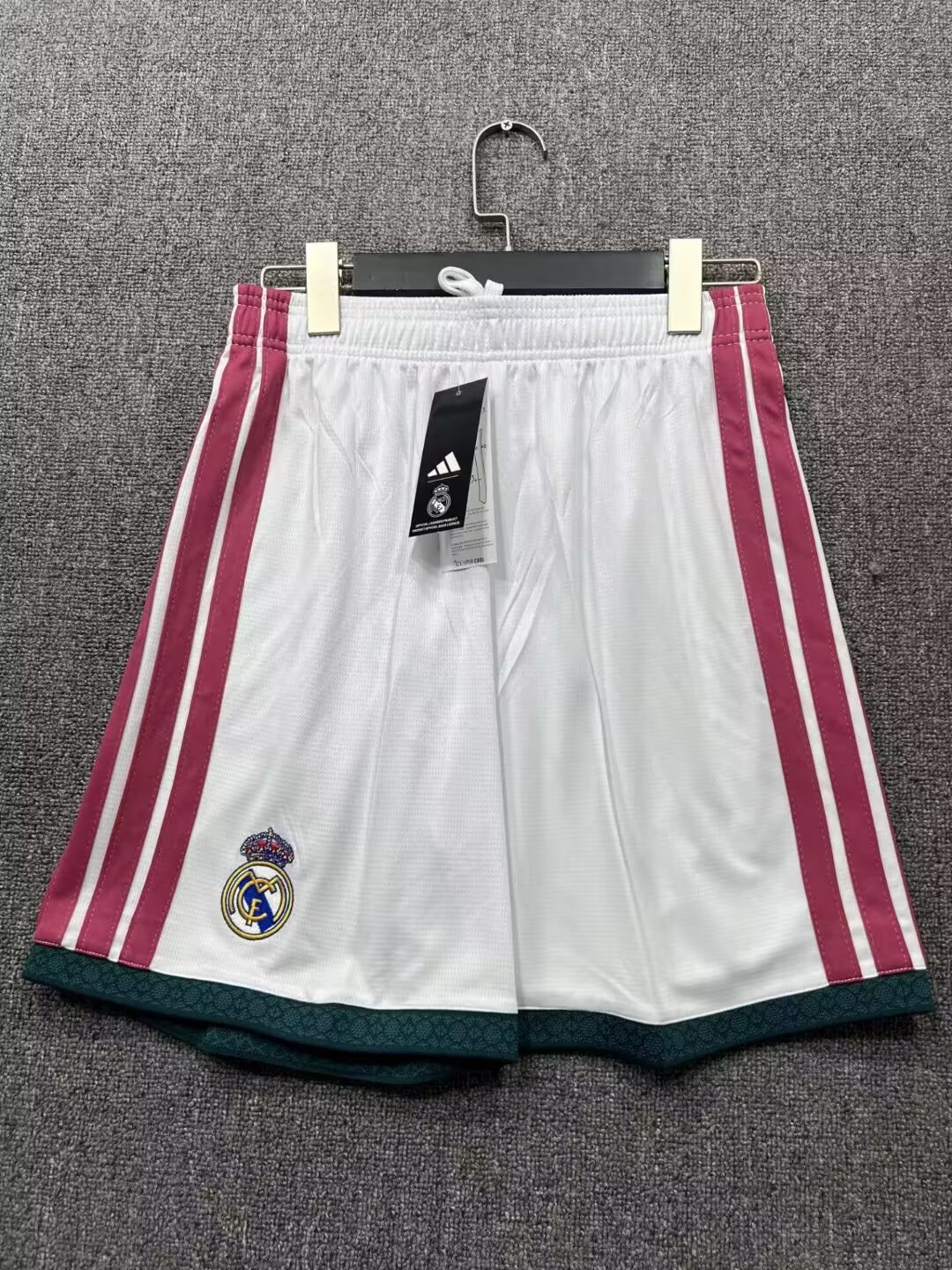 ab696f71c58fe270fc766cf4e40ff188.jpg 2026/2027 Real Madrid Home Shorts Football Shirt 1:1 Thai Quality - Image 1
