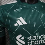 2026/2027 Player Version Liverpool Goalkeeper Green Football Shirt 1:1 Thai Quality - Image 4