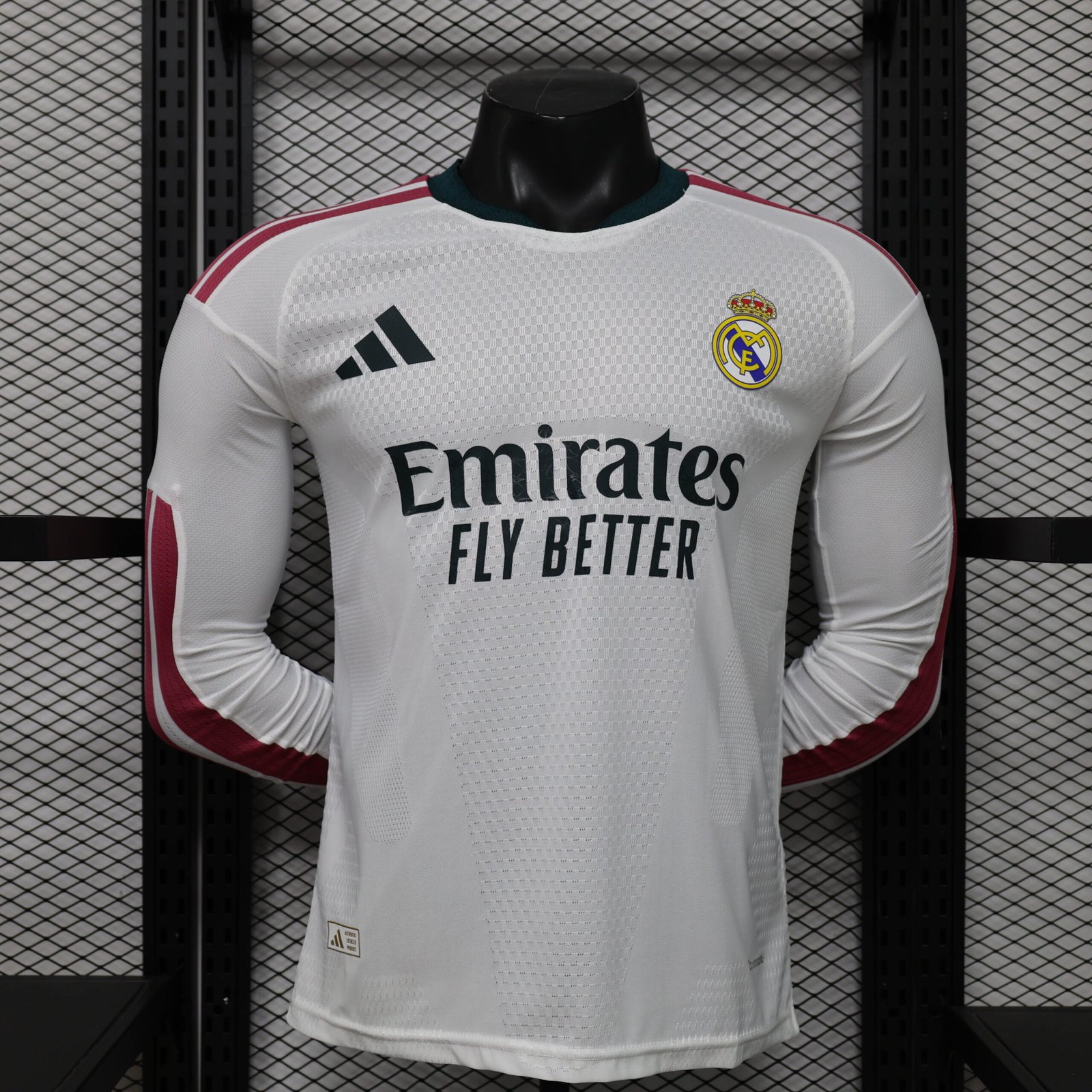 c00cf94ad7cc5d90b97519010c4e2480.jpg 2026/2027 Player Version Long Sleeve Real Madrid Home Football Shirt 1:1 Thai Quality - Image 1