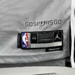 Season 26 Spurs – Grey - Image 3