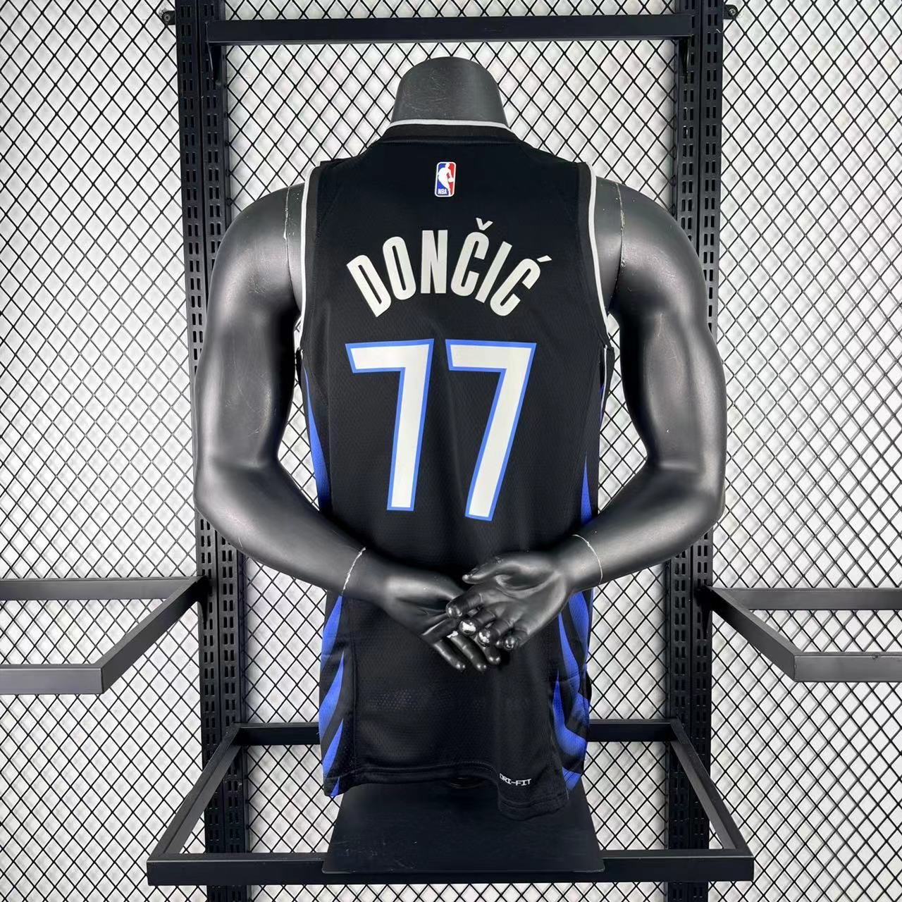 10006 26 Season Mavericks City Edition - Image 1